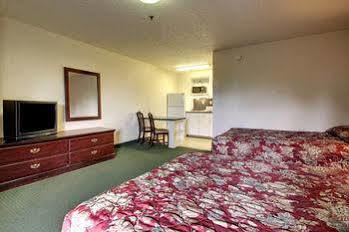 Intown Suites Extended Stay Charlotte Nc -East Independence Exterior photo